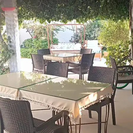 Kalipso Bed & Breakfast Çeşme